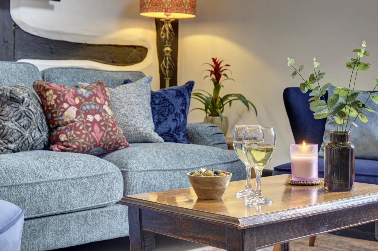 Loft Cottage By Spa Town Property - 2 Bed Tudor Retreat Near To Stratford-Upon-Avon, Warwick & Solihull Buitenkant foto