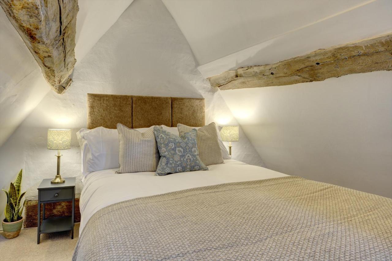 Loft Cottage By Spa Town Property - 2 Bed Tudor Retreat Near To Stratford-Upon-Avon, Warwick & Solihull Buitenkant foto