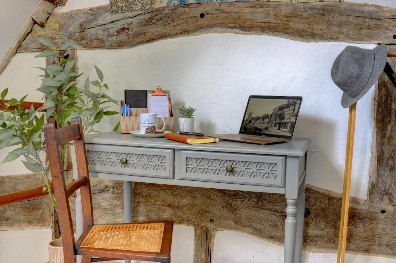 Loft Cottage By Spa Town Property - 2 Bed Tudor Retreat Near To Stratford-Upon-Avon, Warwick & Solihull Buitenkant foto