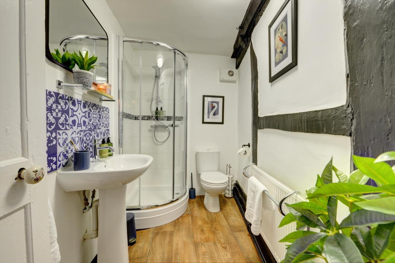 Loft Cottage By Spa Town Property - 2 Bed Tudor Retreat Near To Stratford-Upon-Avon, Warwick & Solihull Buitenkant foto
