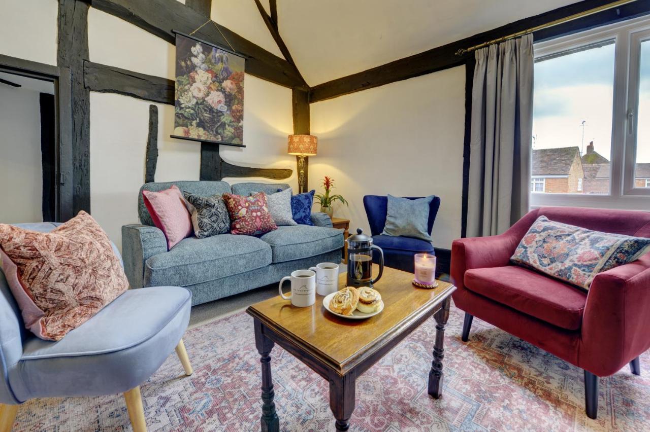 Loft Cottage By Spa Town Property - 2 Bed Tudor Retreat Near To Stratford-Upon-Avon, Warwick & Solihull Buitenkant foto