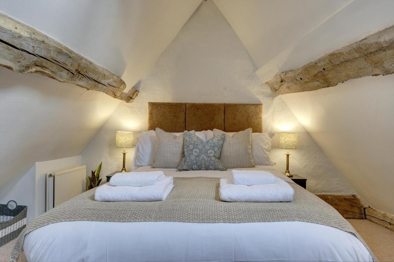 Loft Cottage By Spa Town Property - 2 Bed Tudor Retreat Near To Stratford-Upon-Avon, Warwick & Solihull Buitenkant foto